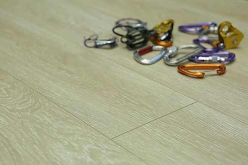 Oak Nordic CL8805