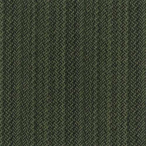 Blurred Edge 685
